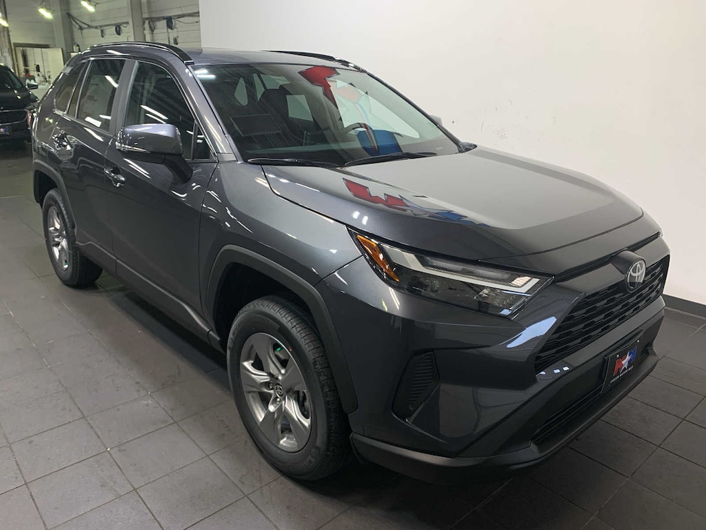 New 2025 Toyota RAV4 XLE SUV
