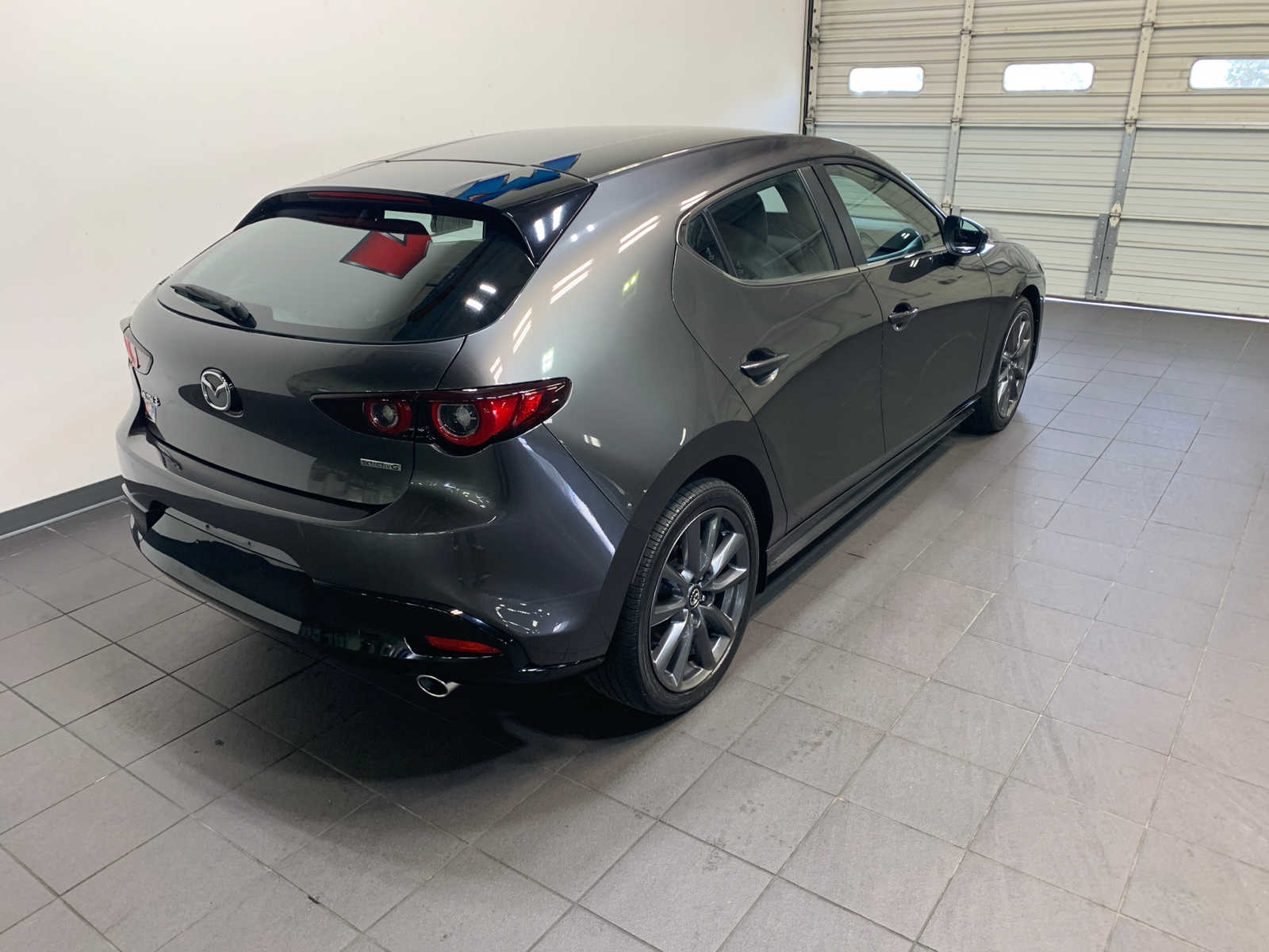2022 Mazda Mazda3 Hatchback Select photo 2