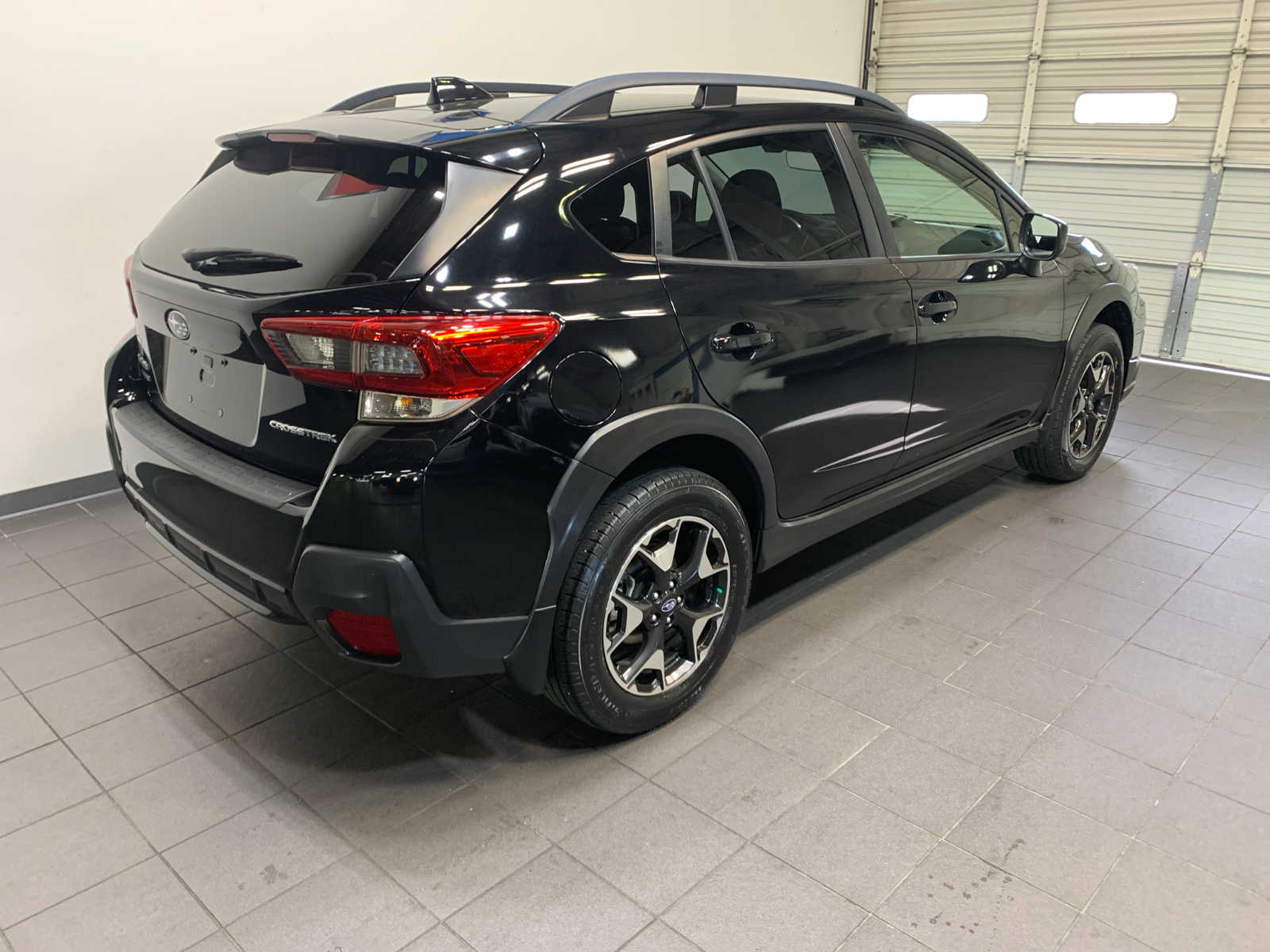 2020 Subaru Crosstrek Premium photo 2