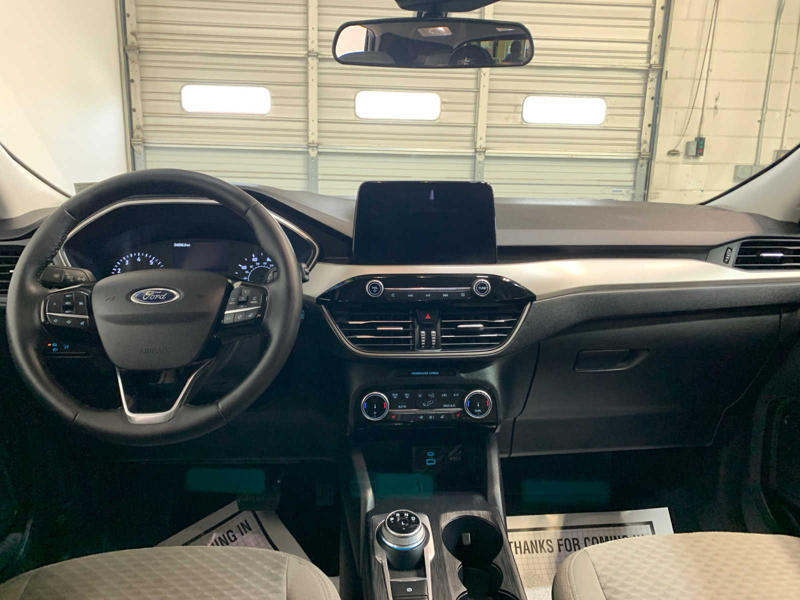 2022 Ford Escape SE photo 3