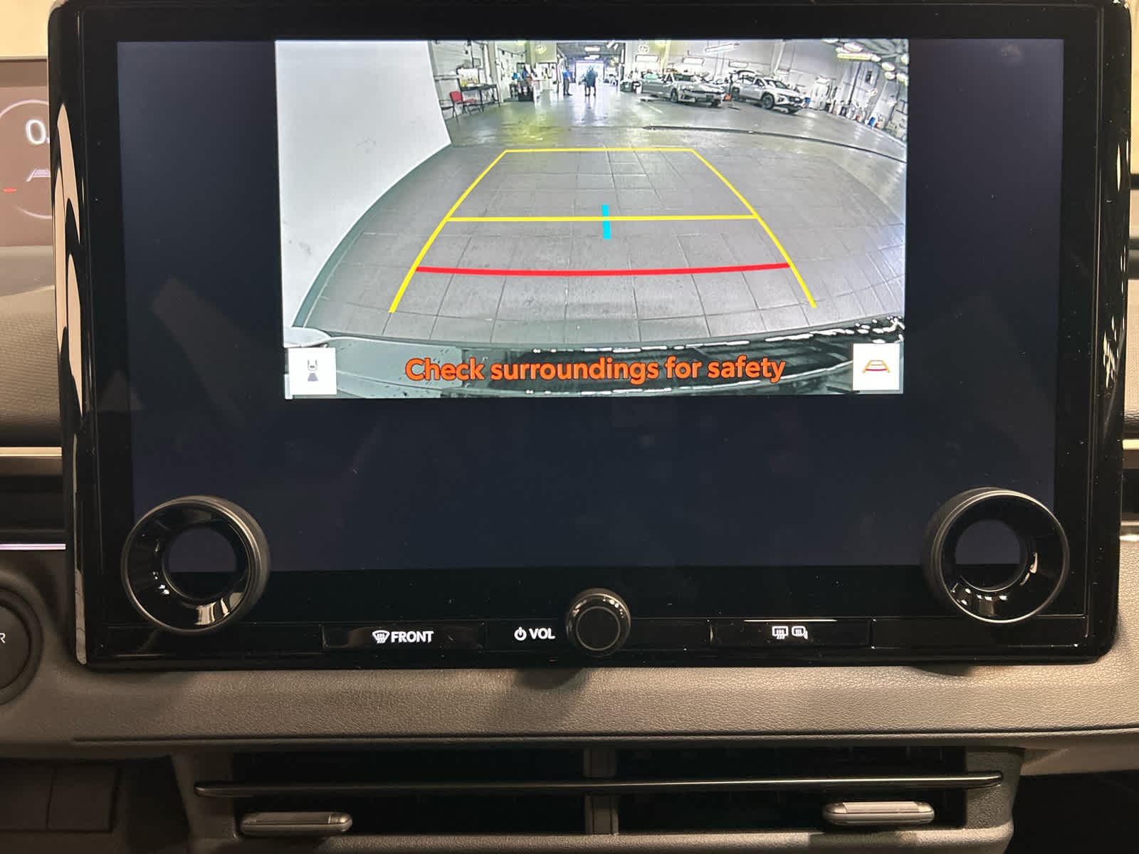 2026 Toyota bZ XLE - Photo 6