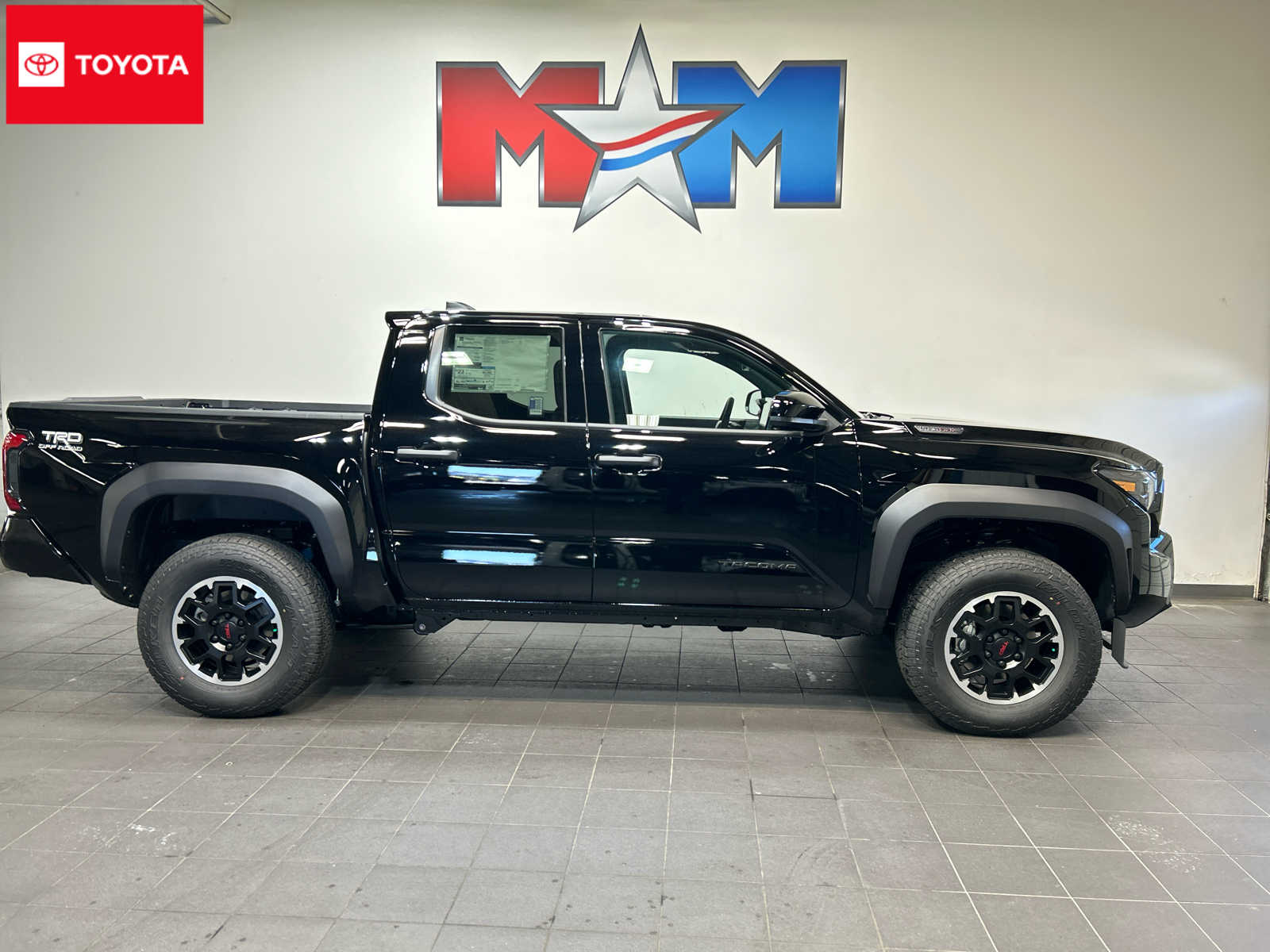 2026 Toyota Tacoma i-FORCE MAX TRD Off-Road i-FORCE MAX Truck Double Cab