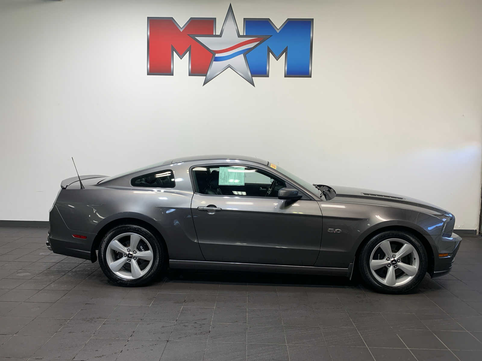 2014 Ford Mustang GT photo 2