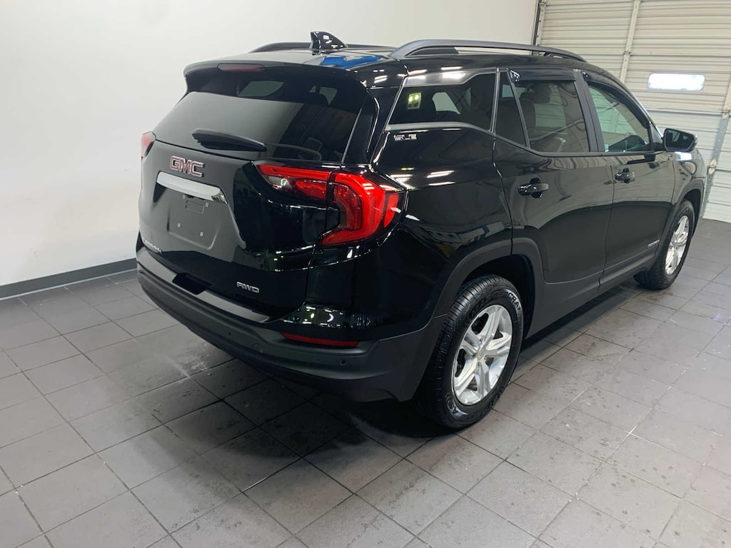 Used 2021 GMC Terrain SLE SUV