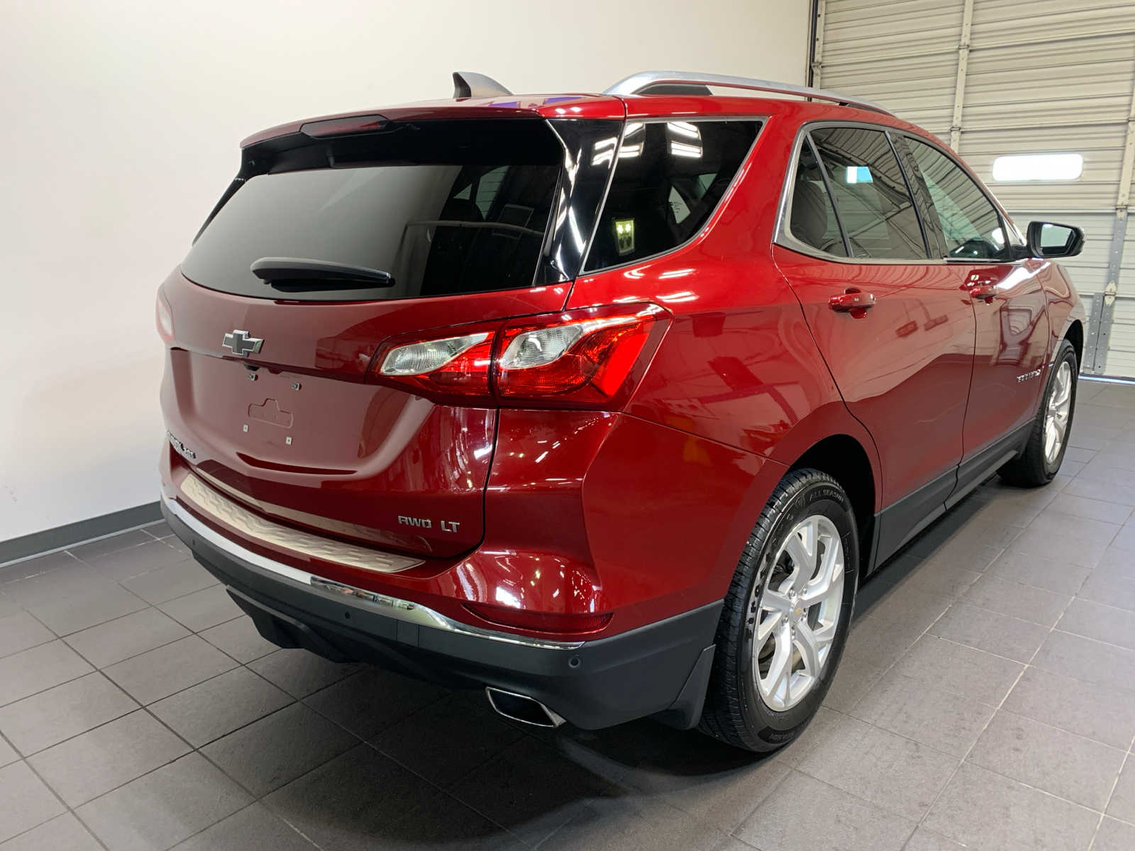 2019 Chevrolet Equinox LT photo 3