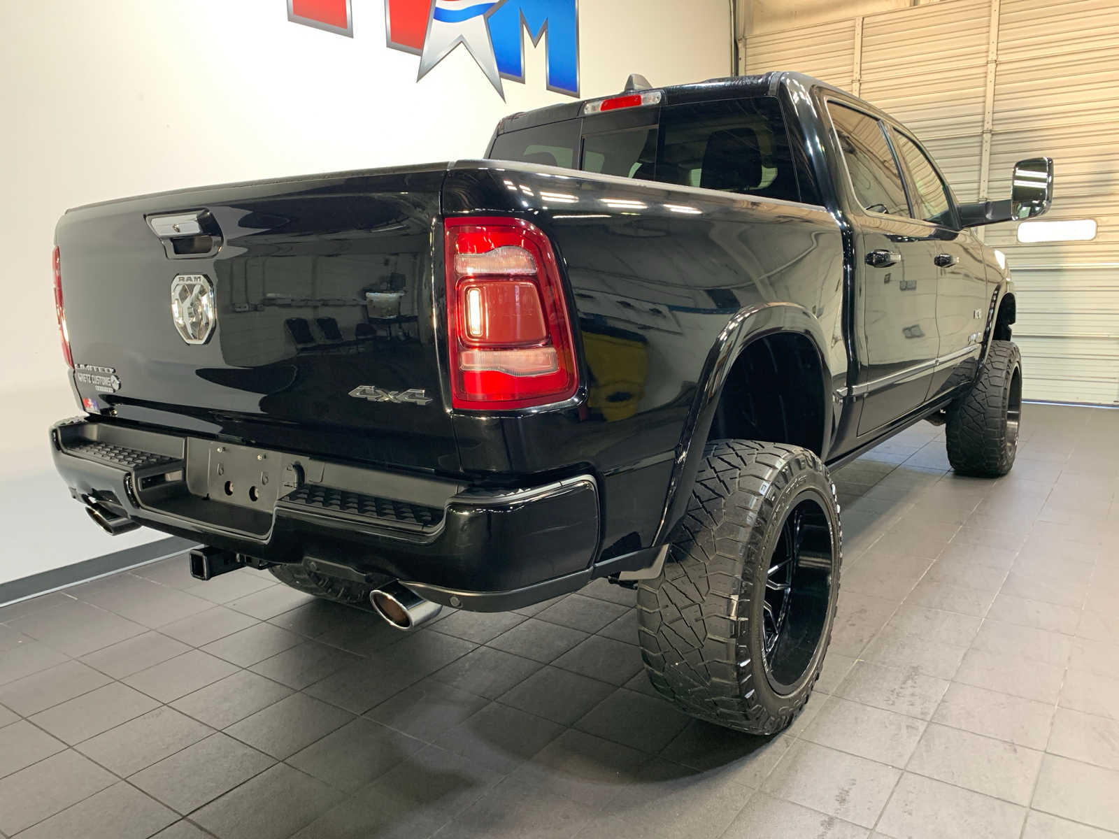 2020 Ram 1500 Limited photo 3