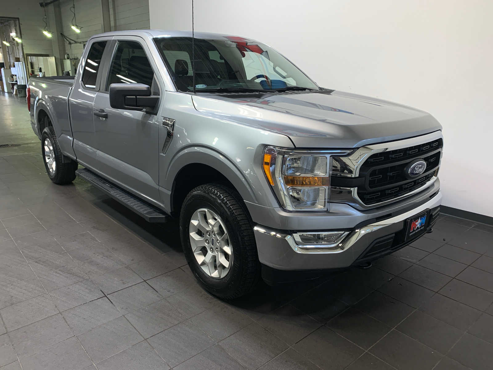 2022 Ford F-150 XLT photo 2