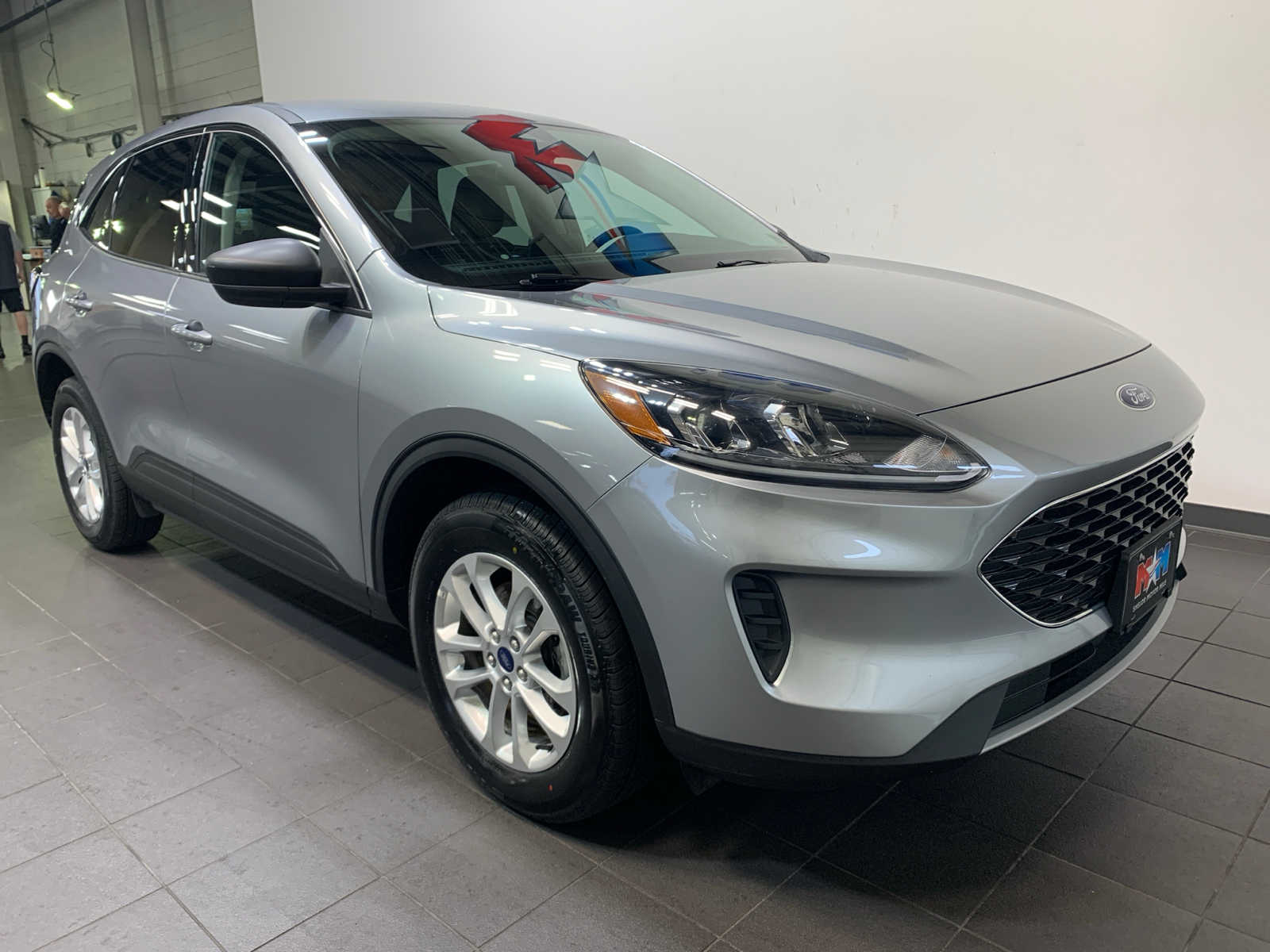 2022 Ford Escape SE photo 2