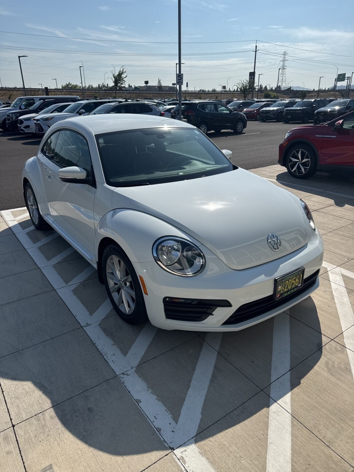 2018 Volkswagen Beetle S photo 3