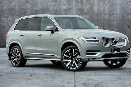 2025 Volvo XC90 B6 Plus 7-Seater SUV