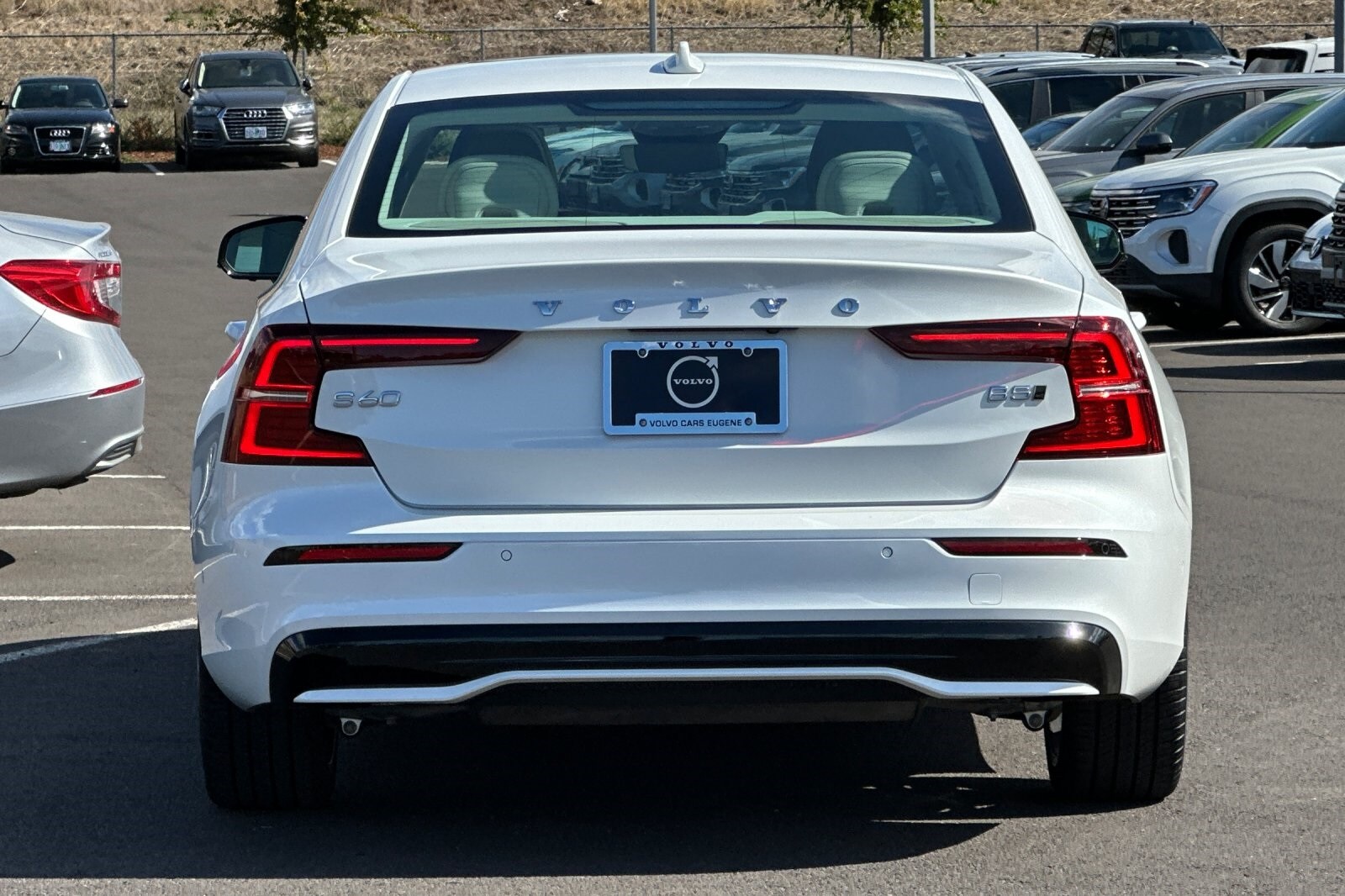 2024 Volvo S60 B5 Plus photo 4