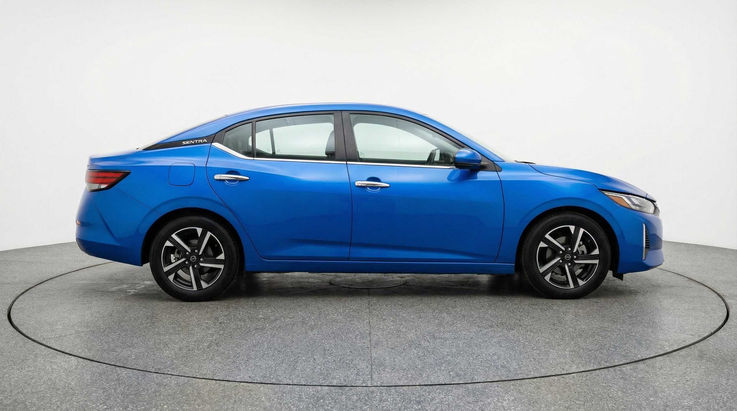 Thumbnail: 2025 Nissan Sentra - 8