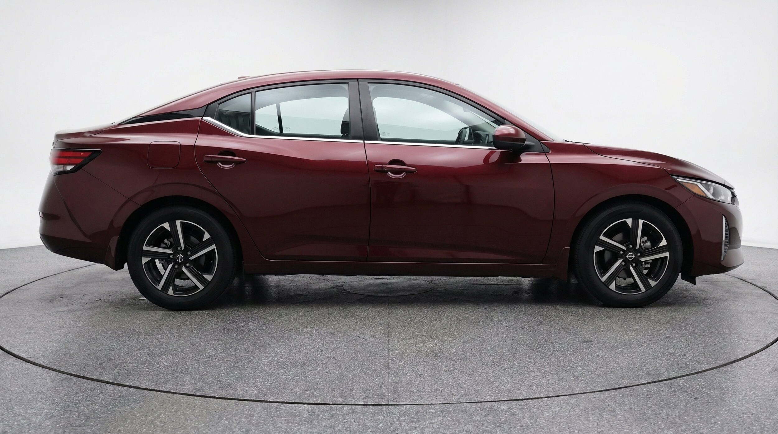 Thumbnail: 2025 Nissan Sentra - 11