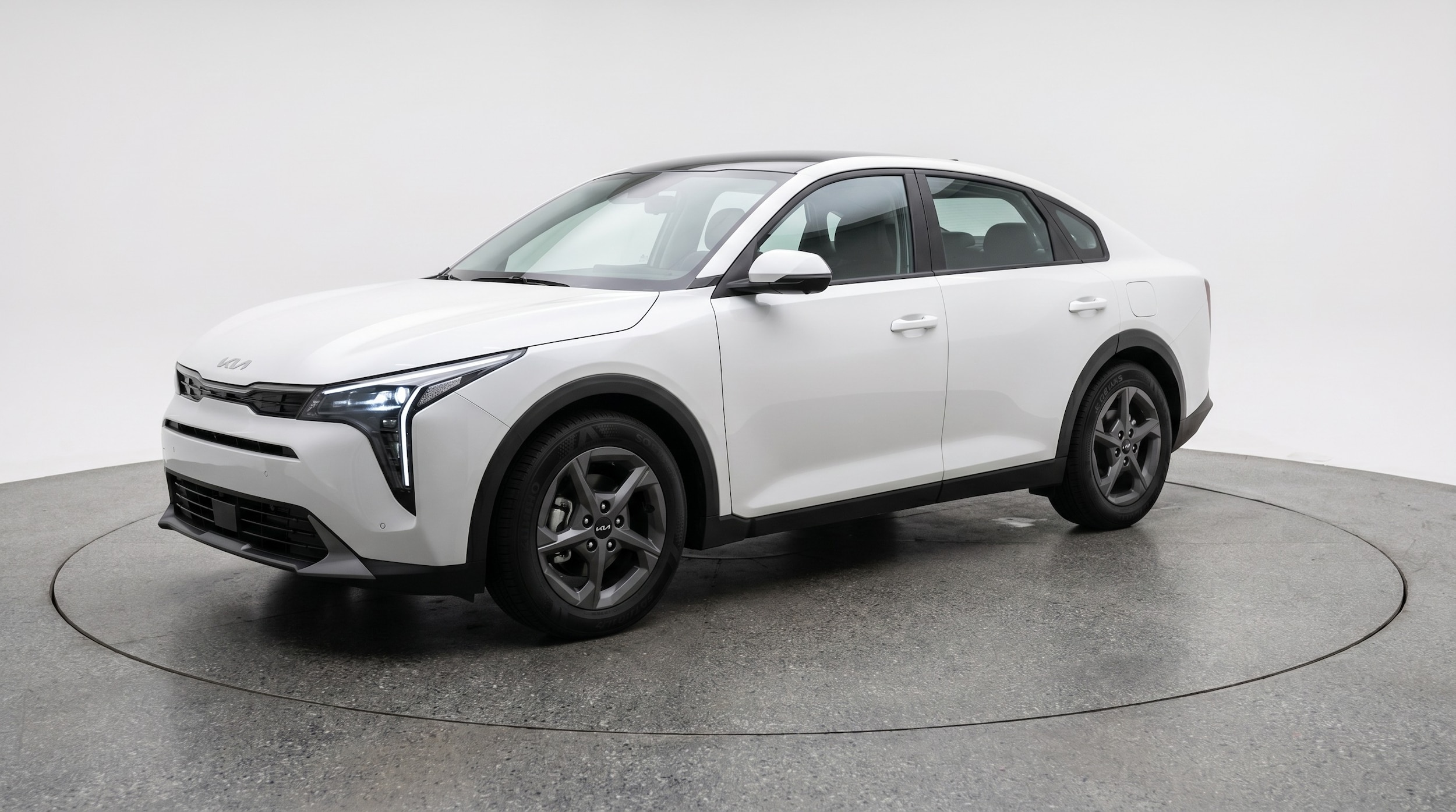 Thumbnail: 2025 Kia K4 - 3
