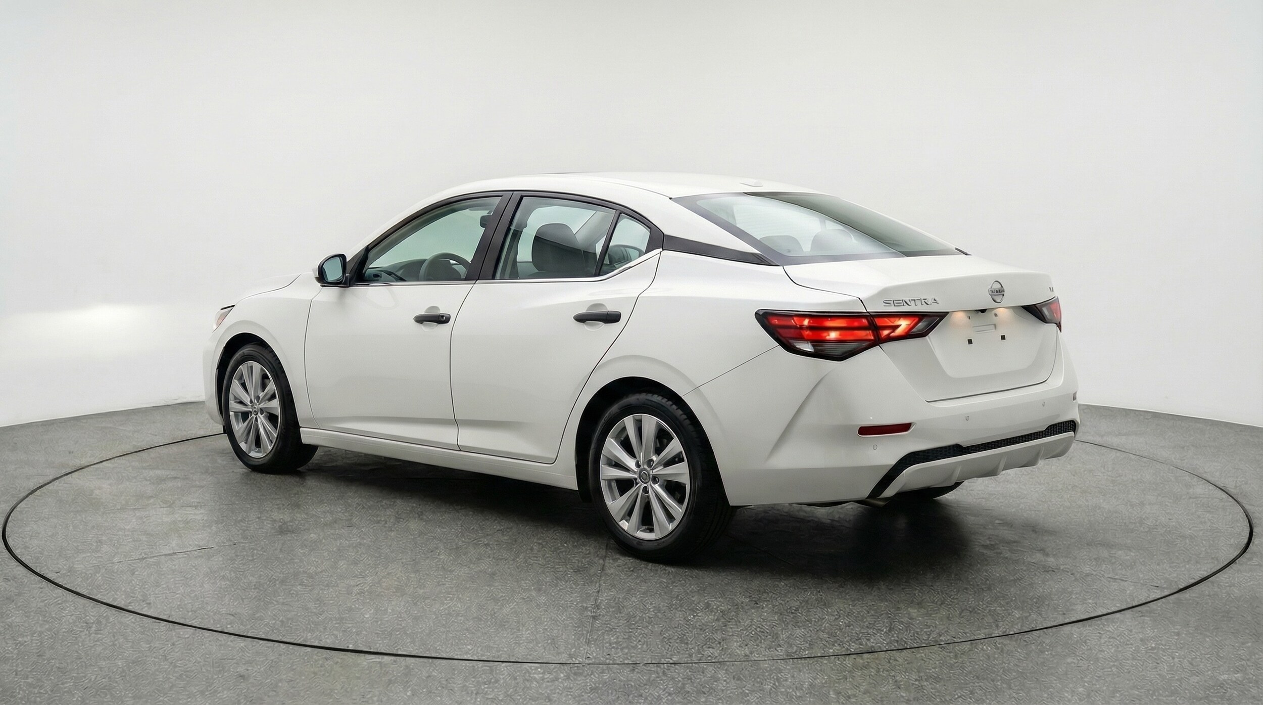 Thumbnail: 2025 Nissan Sentra - 5
