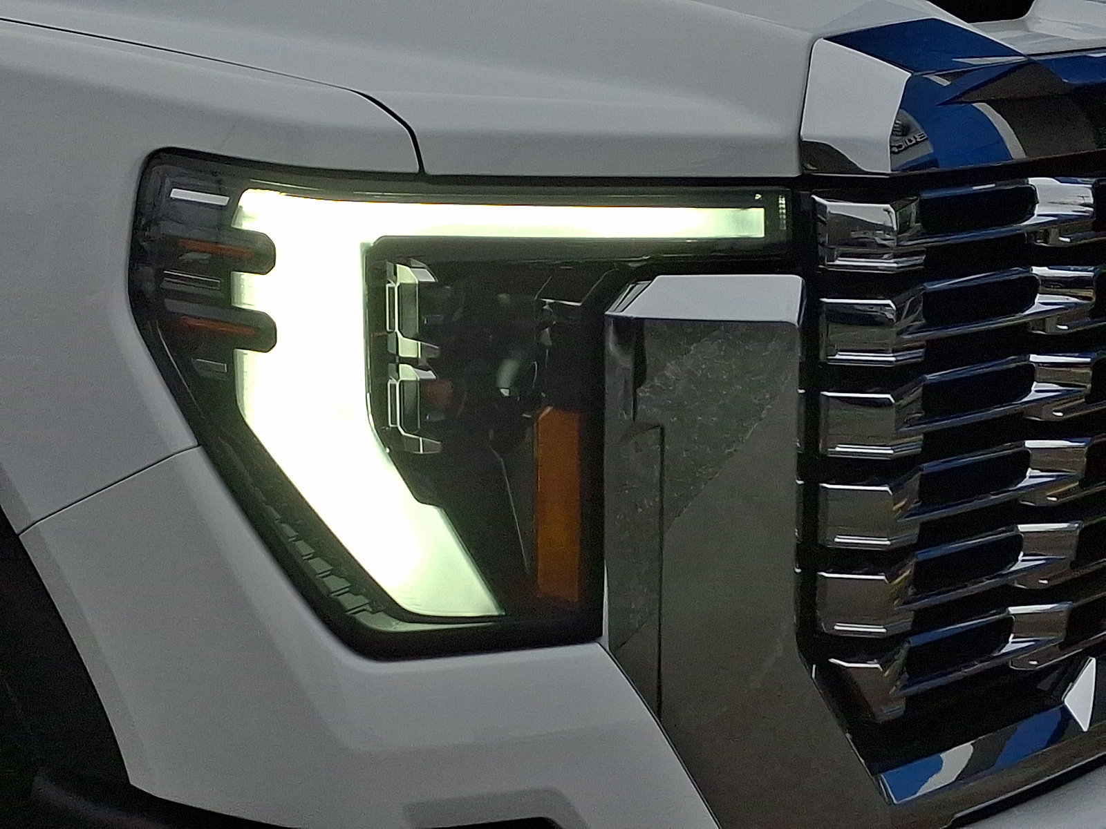 2026 GMC Sierra 2500HD Denali - Photo 9