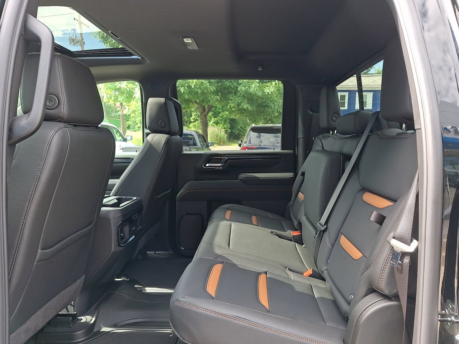 2026 GMC Sierra 2500HD AT4 - Photo 10