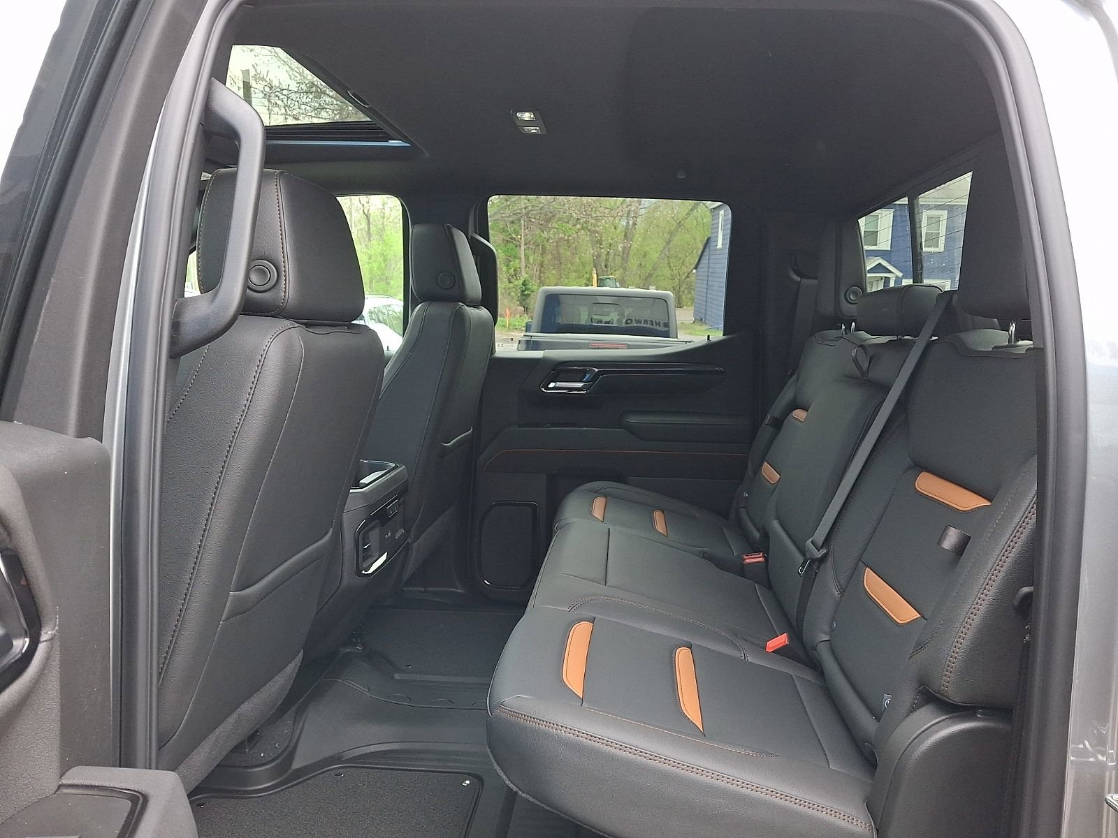 2026 GMC Sierra 1500 AT4 - Photo 10