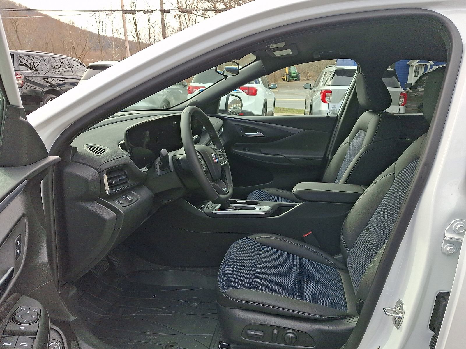 2026 Buick Envista Preferred - Photo 13