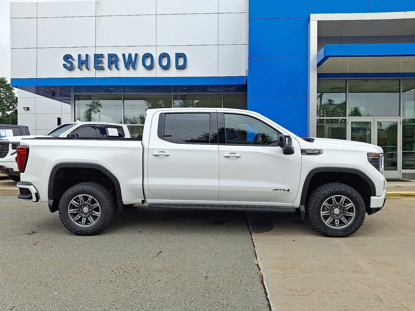 2026 GMC Sierra 1500 AT4 - Photo 7