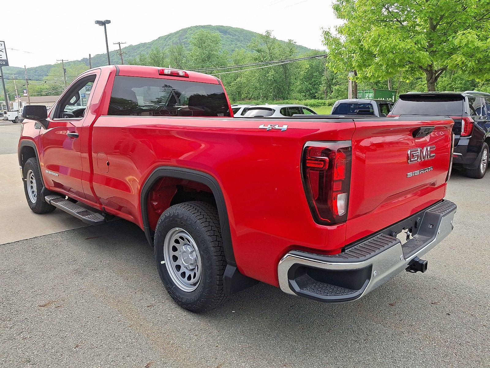 2026 GMC Sierra 1500 Pro - Photo 4
