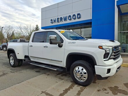 2024 Chevrolet Silverado 3500HD High Country Crew Cab Pickup