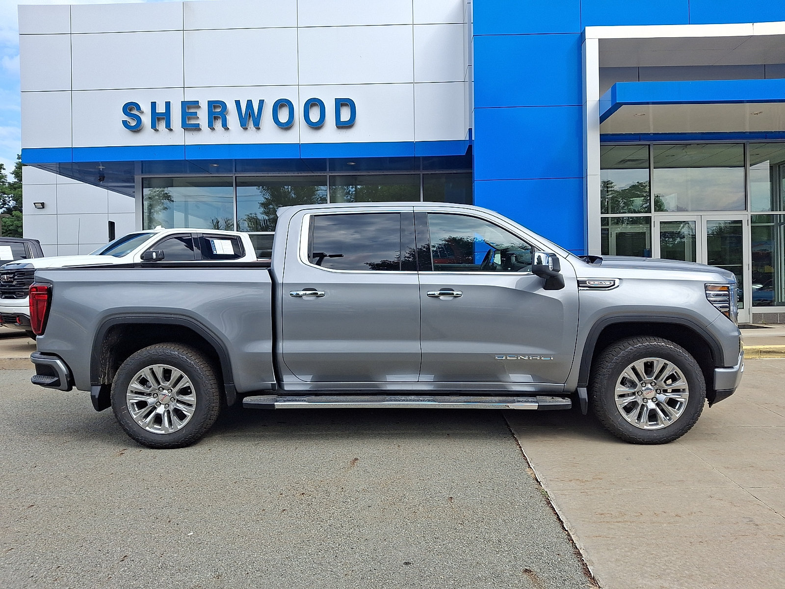 2026 GMC Sierra 1500 Denali - Photo 7