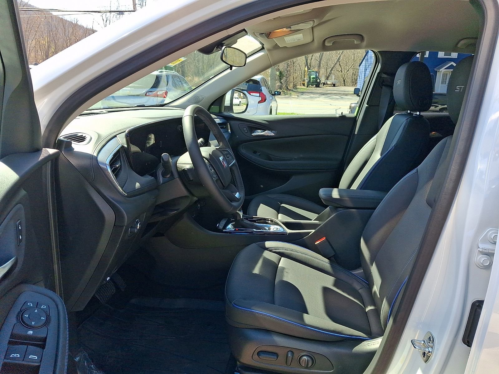 2026 Buick Encore GX Sport Touring - Photo 13