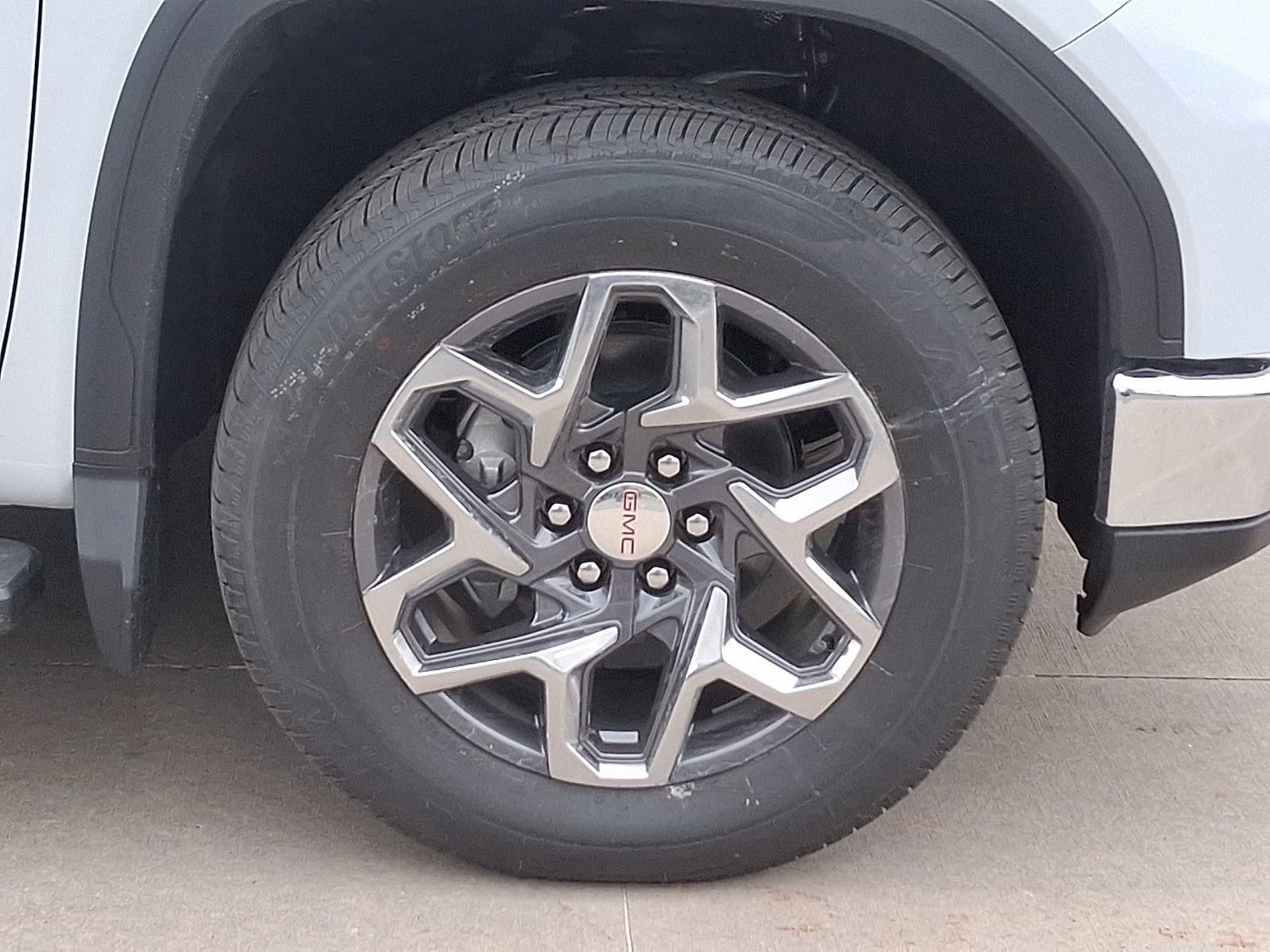 2026 GMC Sierra 1500 SLT - Photo 8
