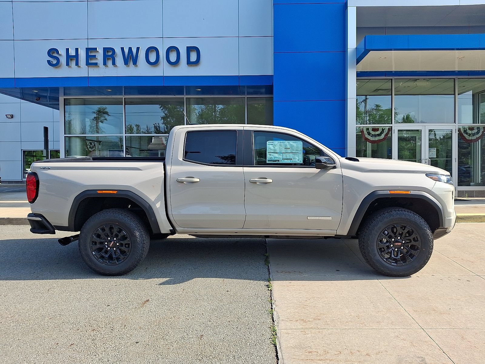 2026 GMC Canyon Elevation - Photo 7