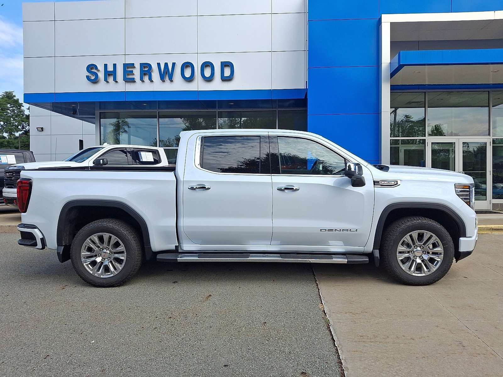 2026 GMC Sierra 1500 Denali - Photo 7