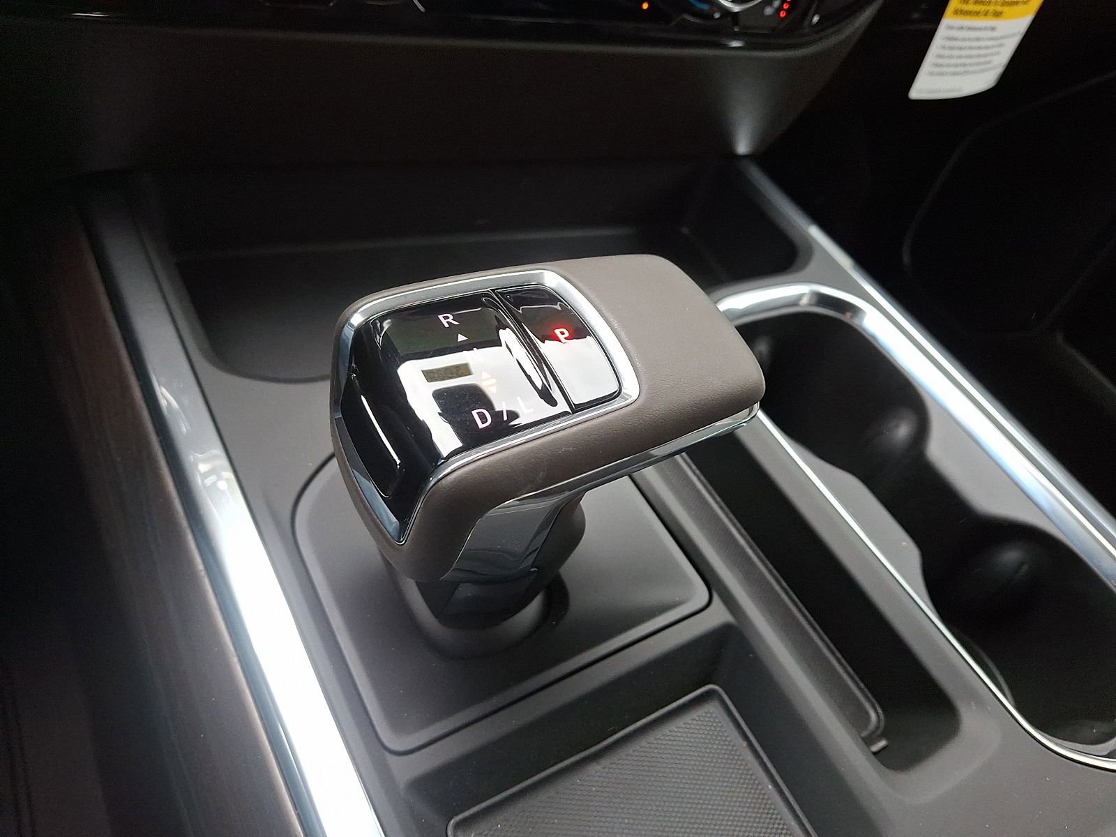 2026 GMC Sierra 1500 SLT - Photo 14