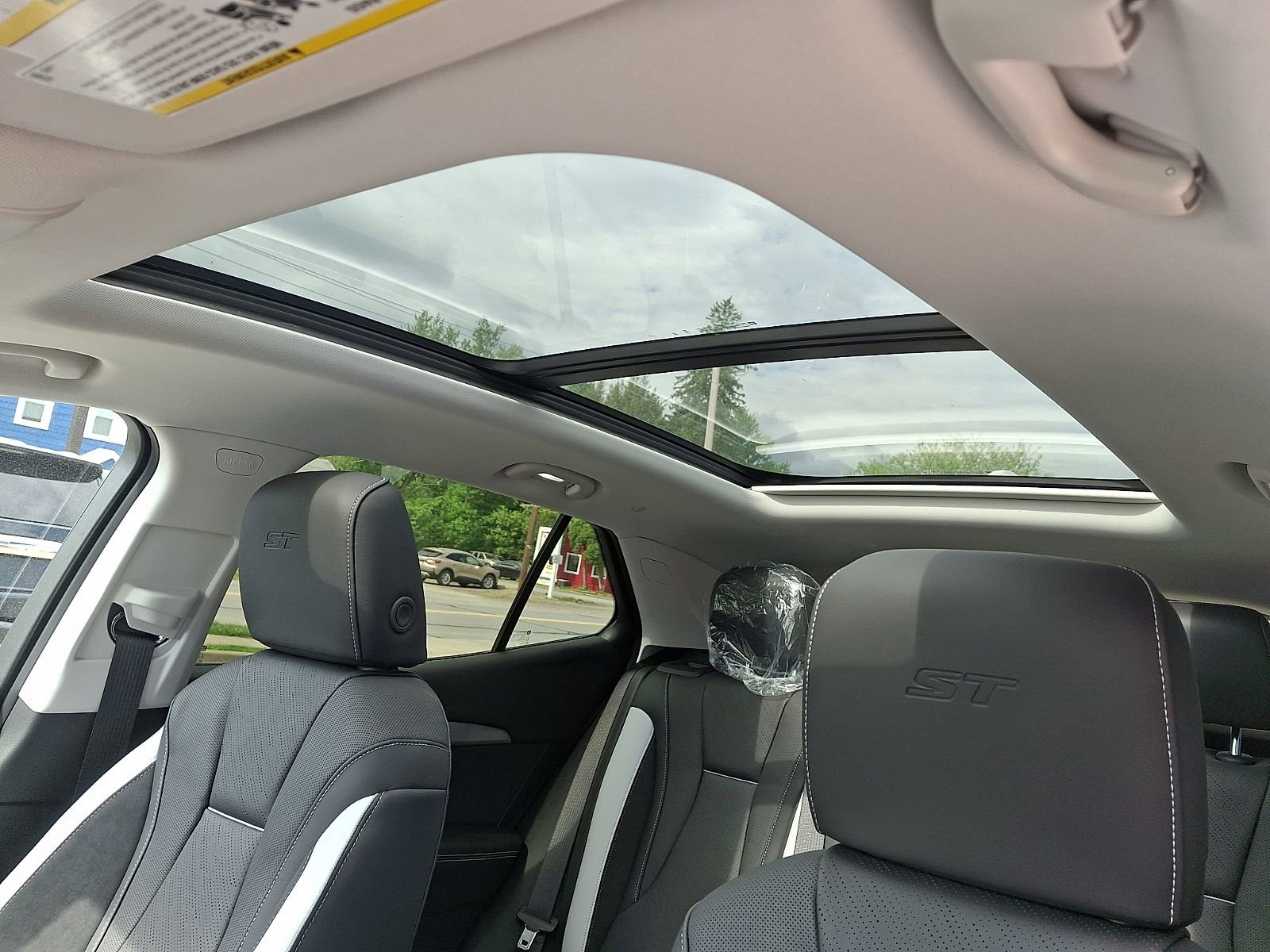 2026 Buick Envision Sport Touring - Photo 14