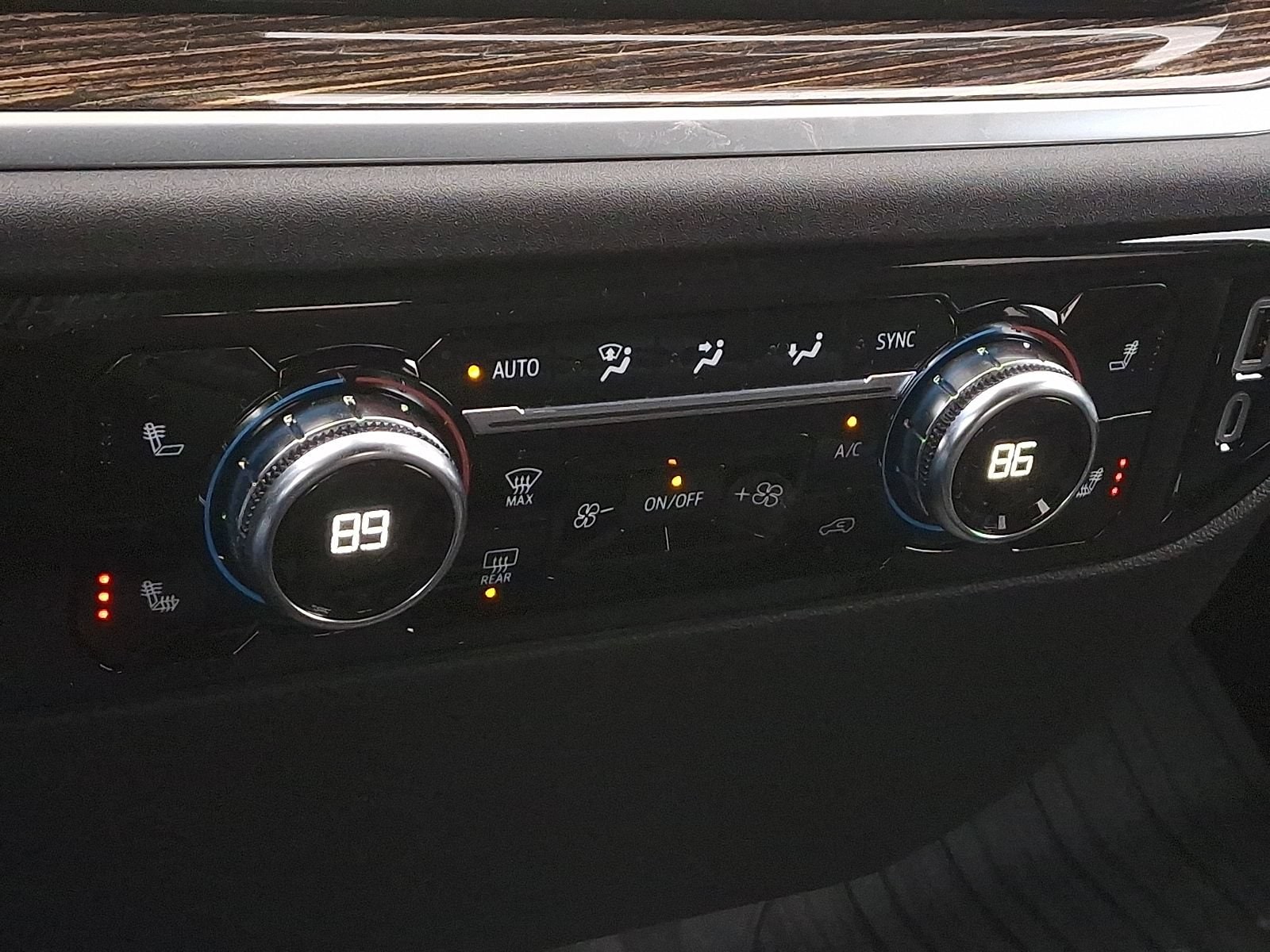 2026 GMC Sierra 2500HD SLE - Photo 16