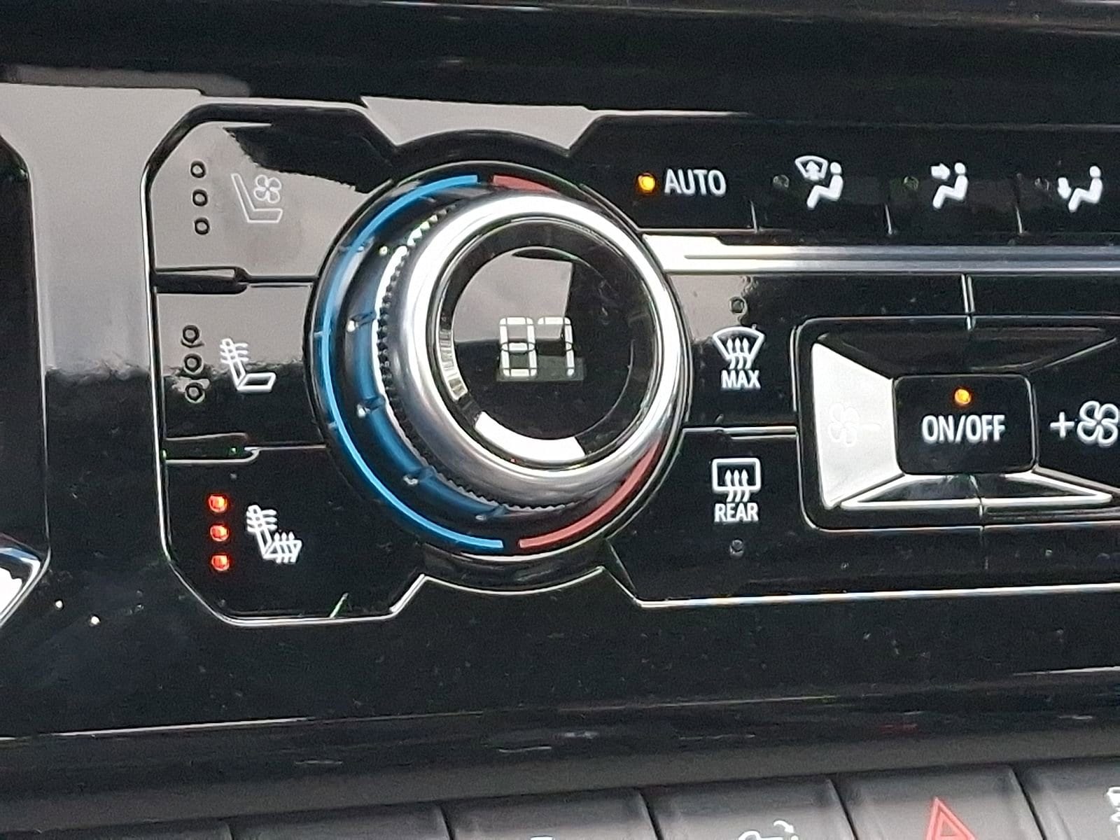 2026 GMC Sierra 2500HD AT4 - Photo 24
