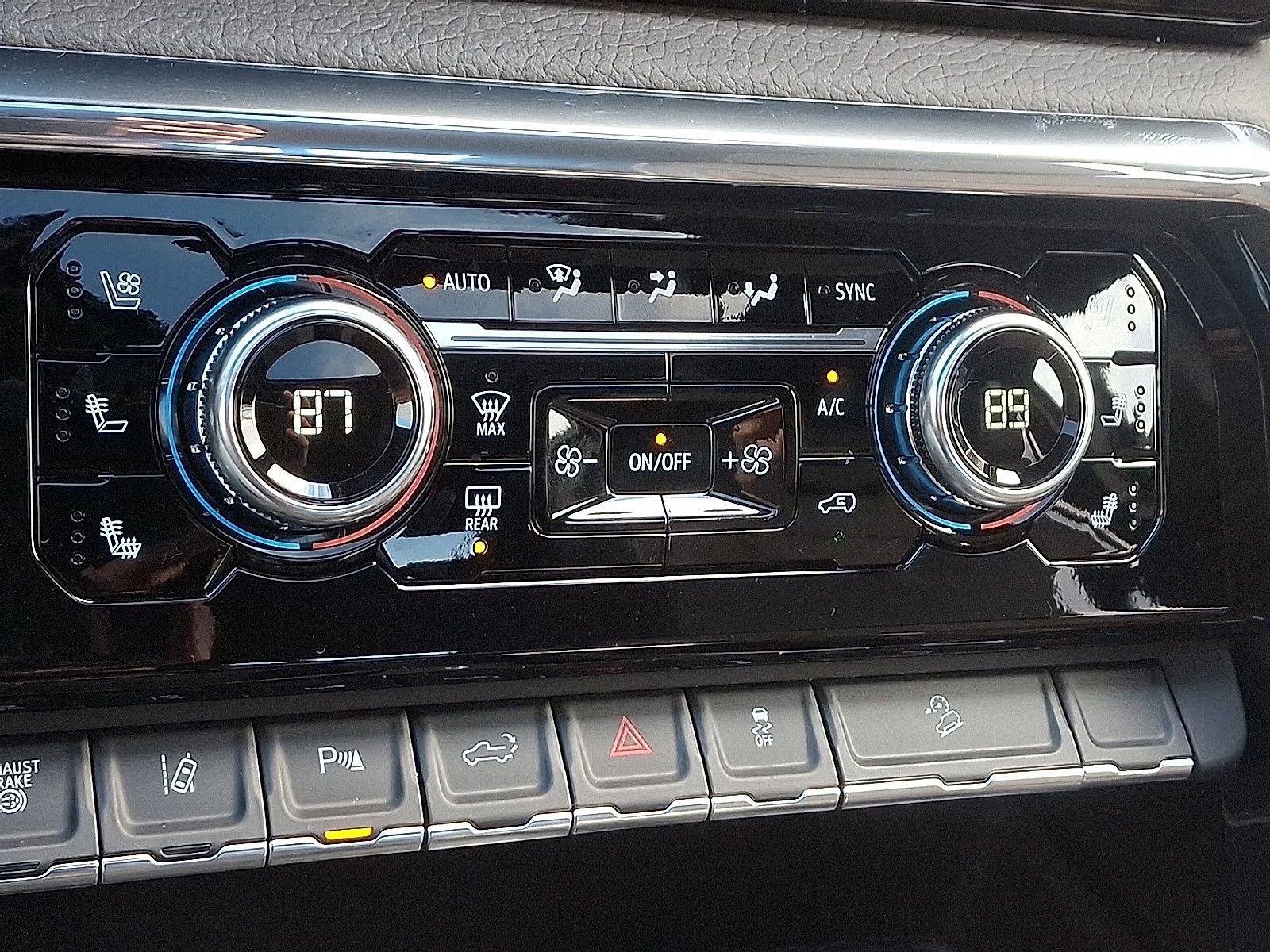 2026 GMC Sierra 2500HD Denali - Photo 18