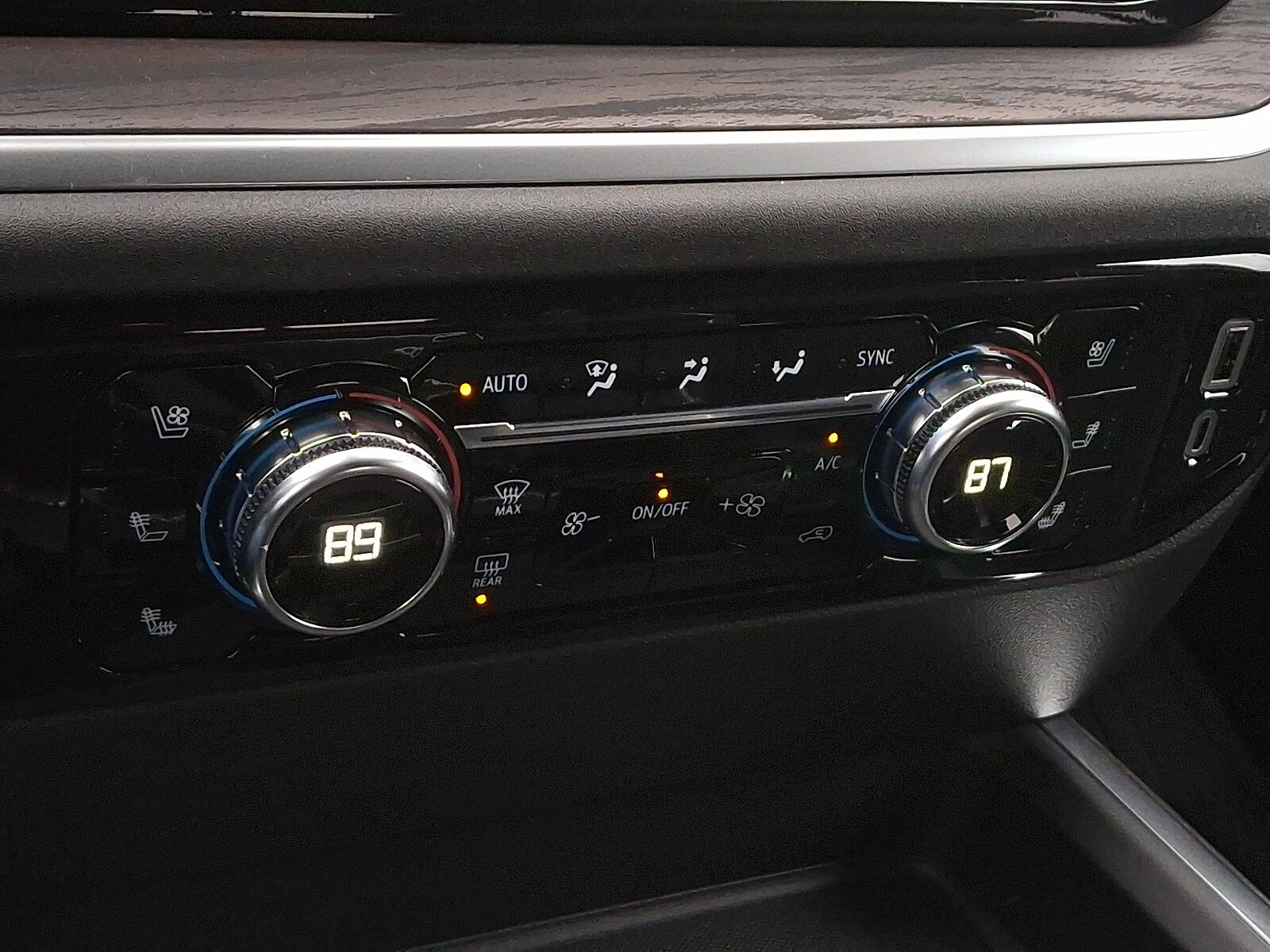 2026 GMC Sierra 2500HD SLT - Photo 15