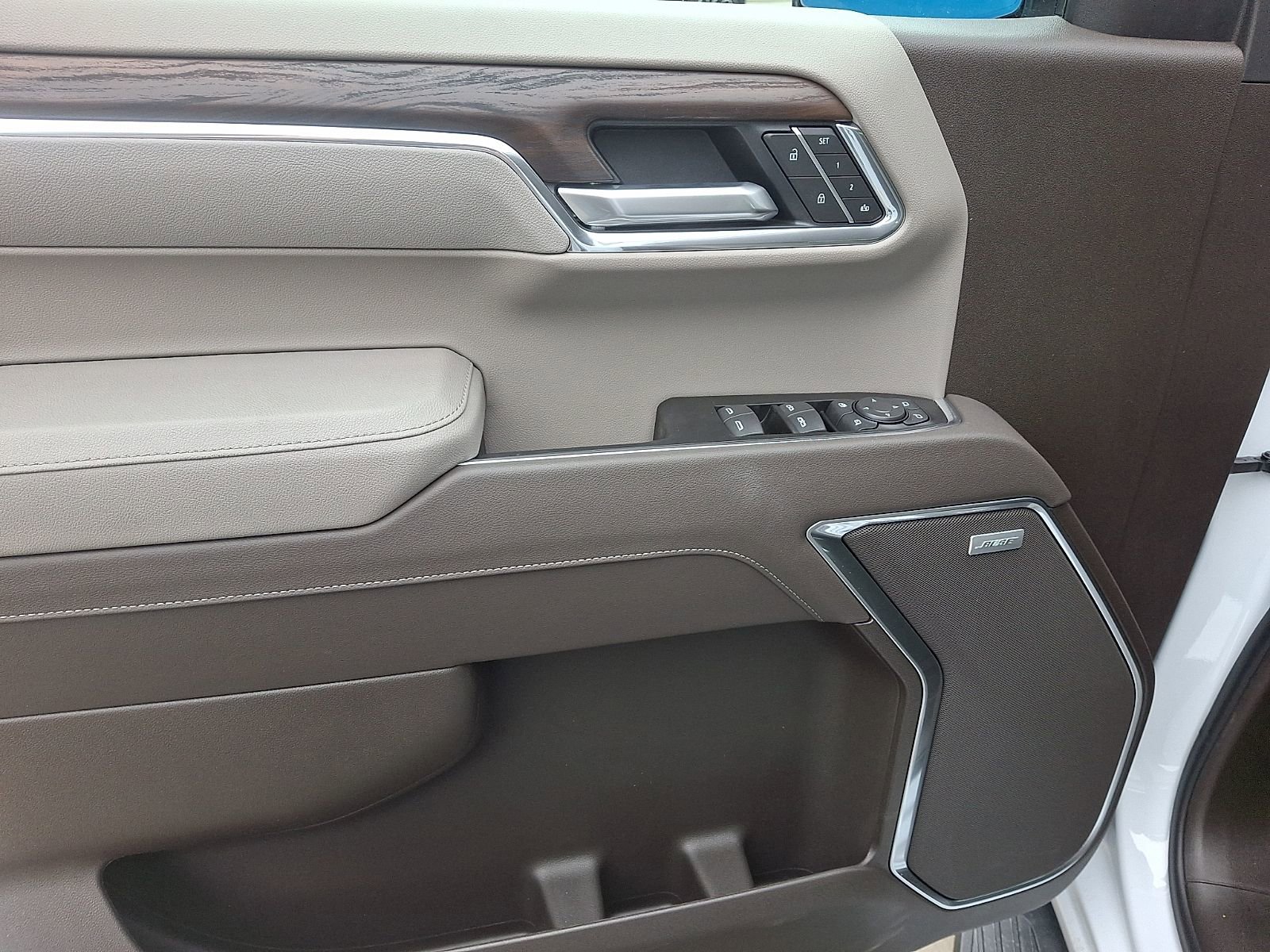 2026 GMC Sierra 1500 SLT - Photo 12