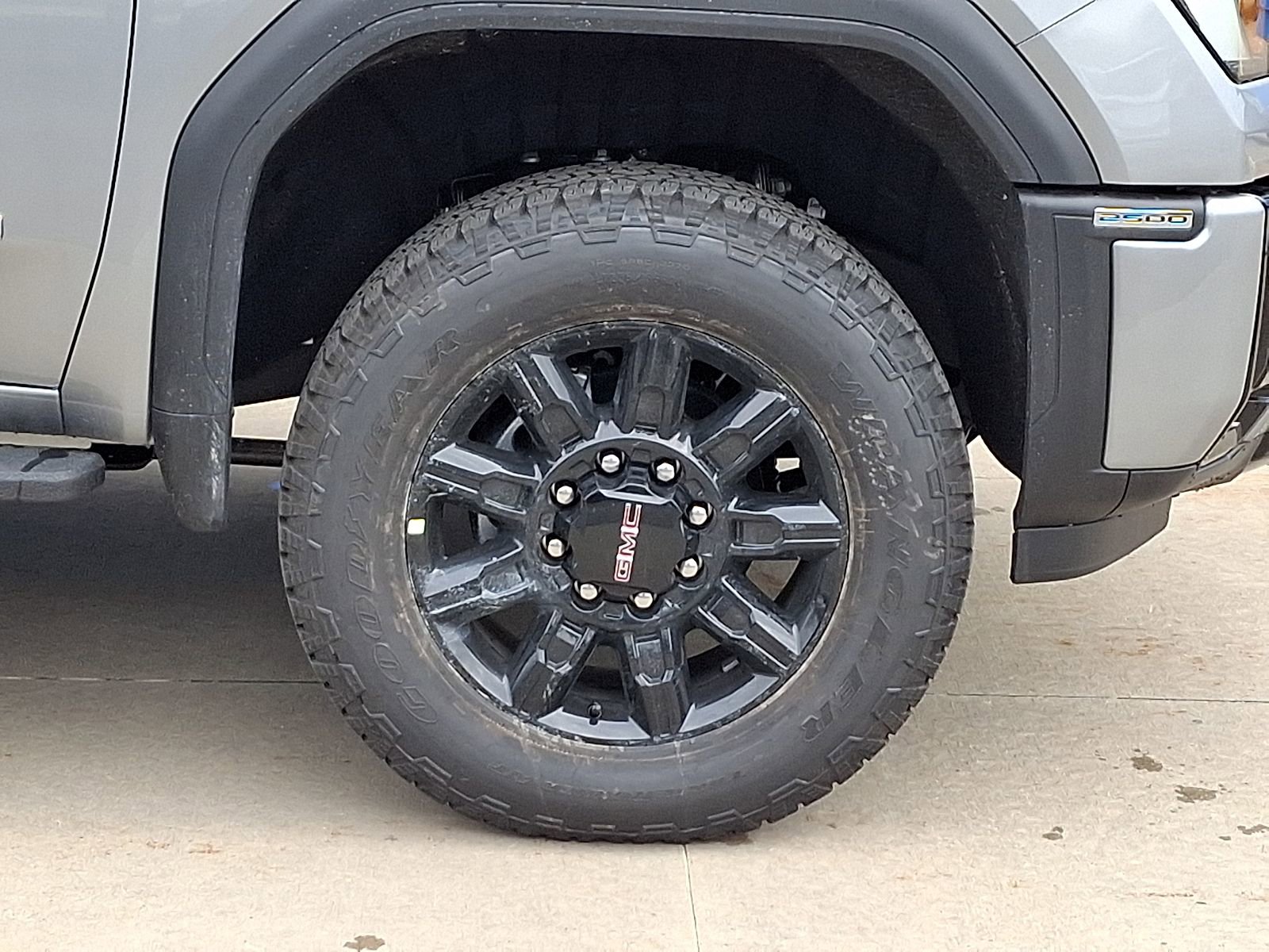 2026 GMC Sierra 2500HD AT4 - Photo 8