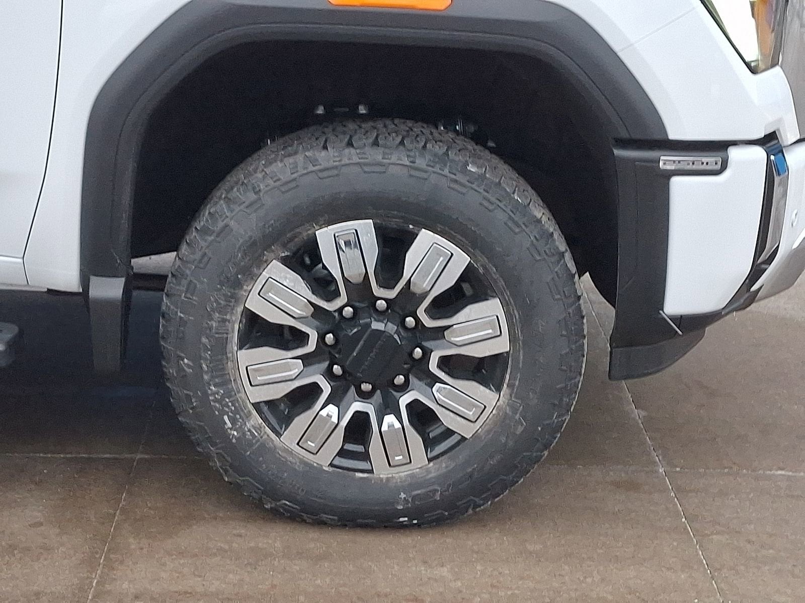 2026 GMC Sierra 2500HD Denali - Photo 8