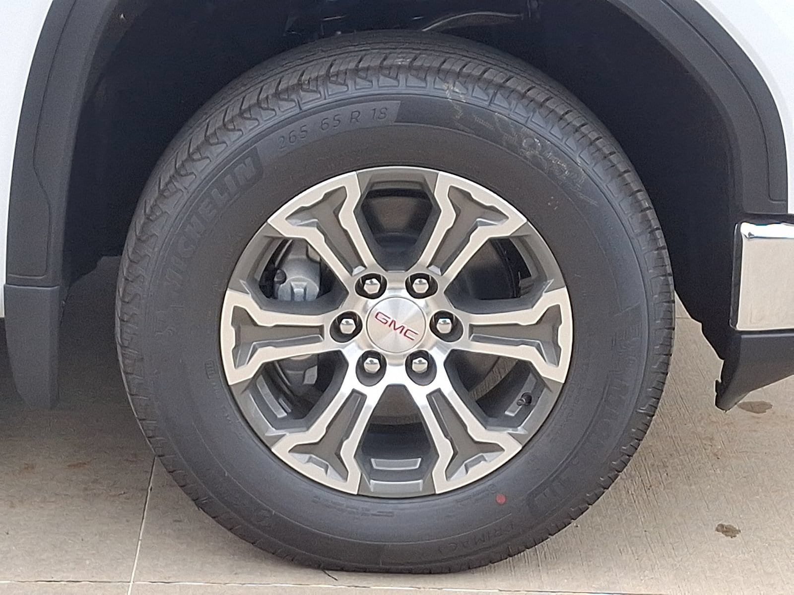 2026 GMC Sierra 1500 SLT - Photo 8