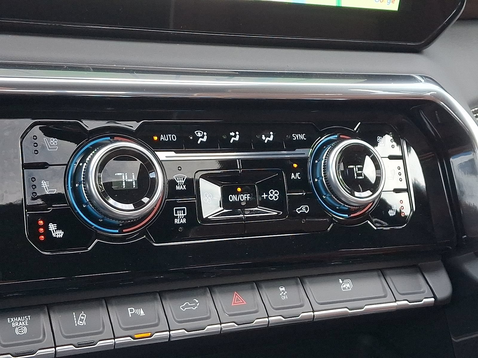 2026 GMC Sierra 3500HD Denali Ultimate - Photo 16