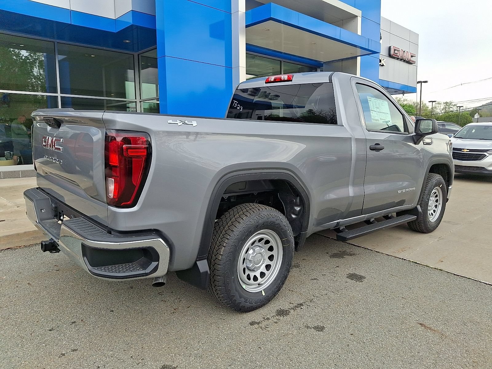 2026 GMC Sierra 1500 Pro - Photo 6