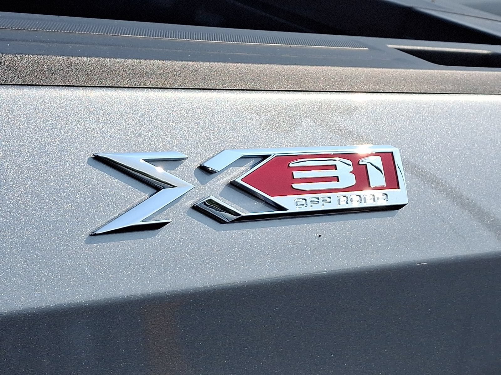 2026 GMC Sierra 1500 SLT - Photo 26