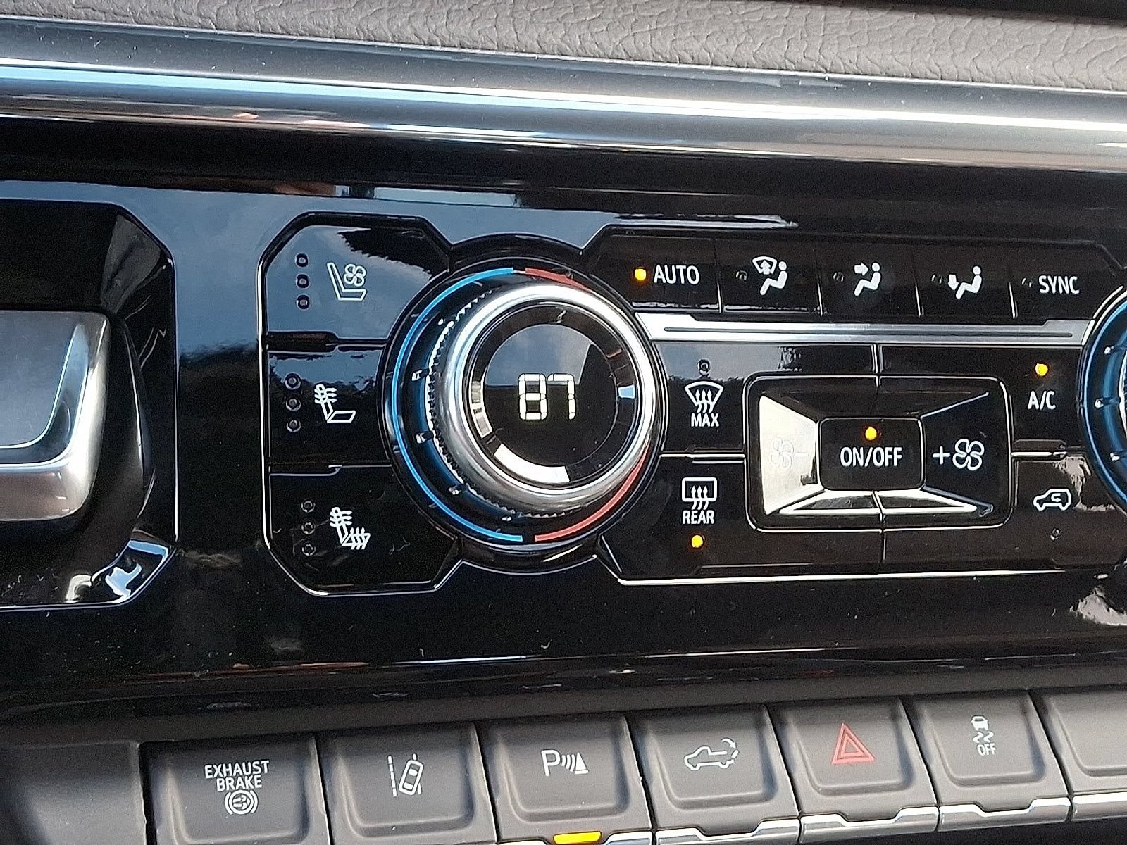 2026 GMC Sierra 2500HD Denali - Photo 25