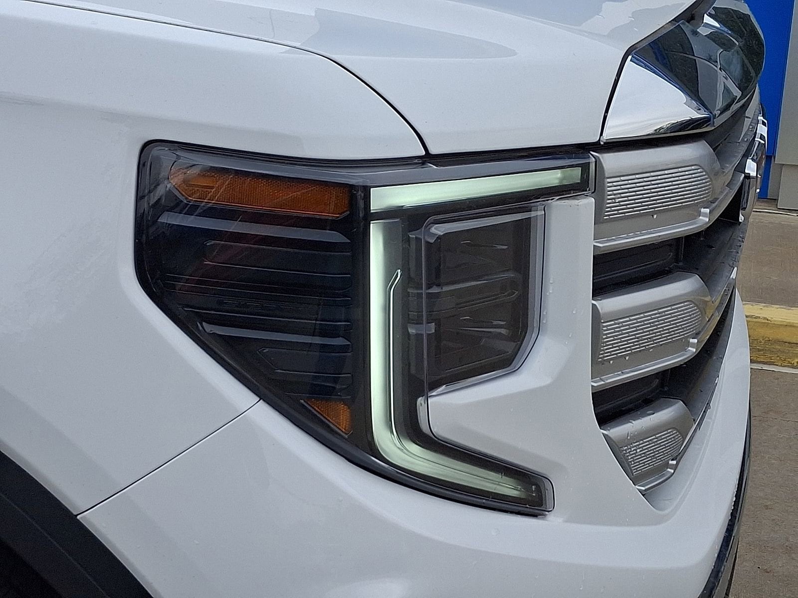 2026 GMC Sierra 1500 SLE - Photo 9