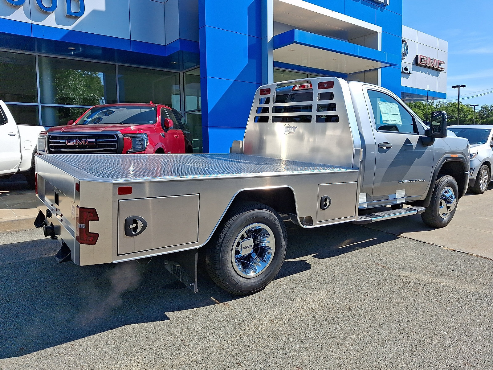 2026 GMC Sierra 3500 Chassis Cab SLE - Photo 6