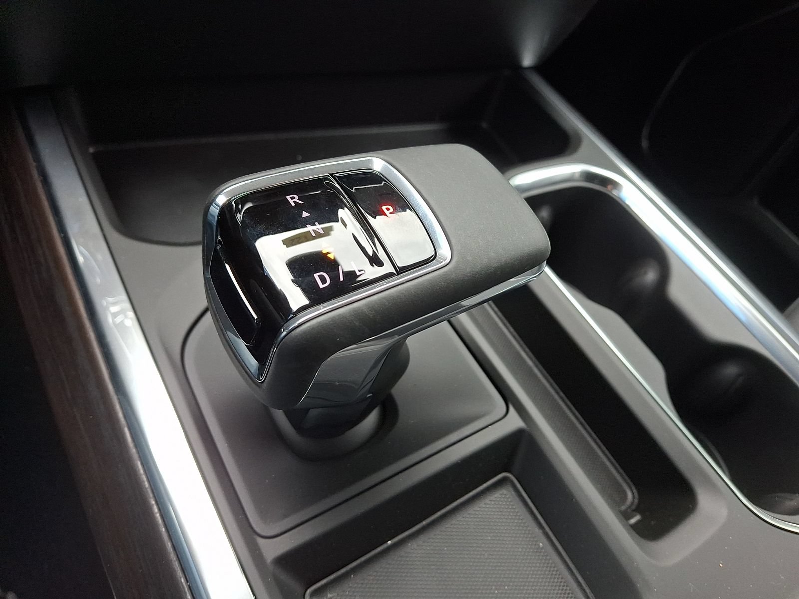 2026 GMC Sierra 1500 SLT - Photo 14