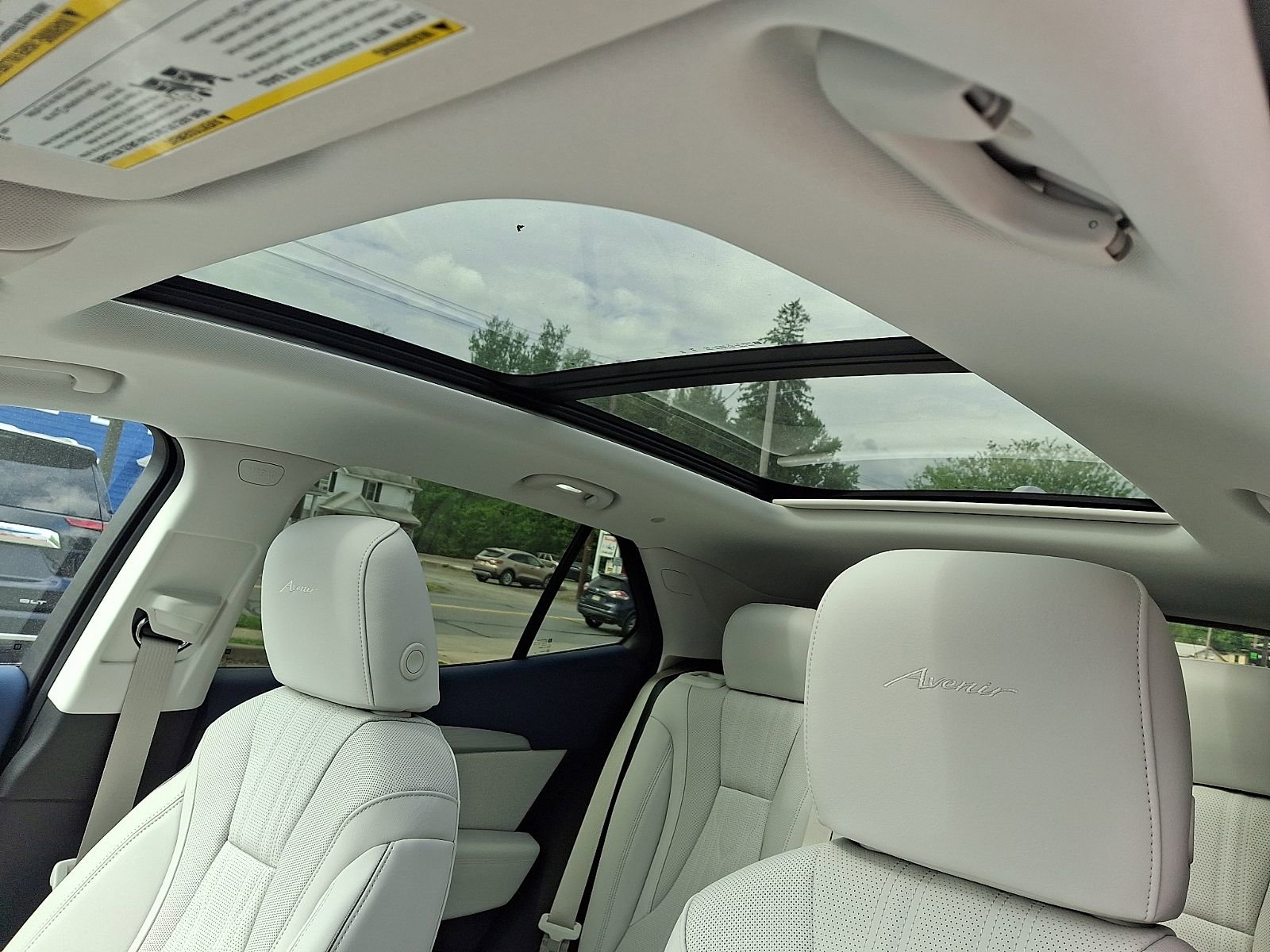 2026 Buick Envision Avenir - Photo 14