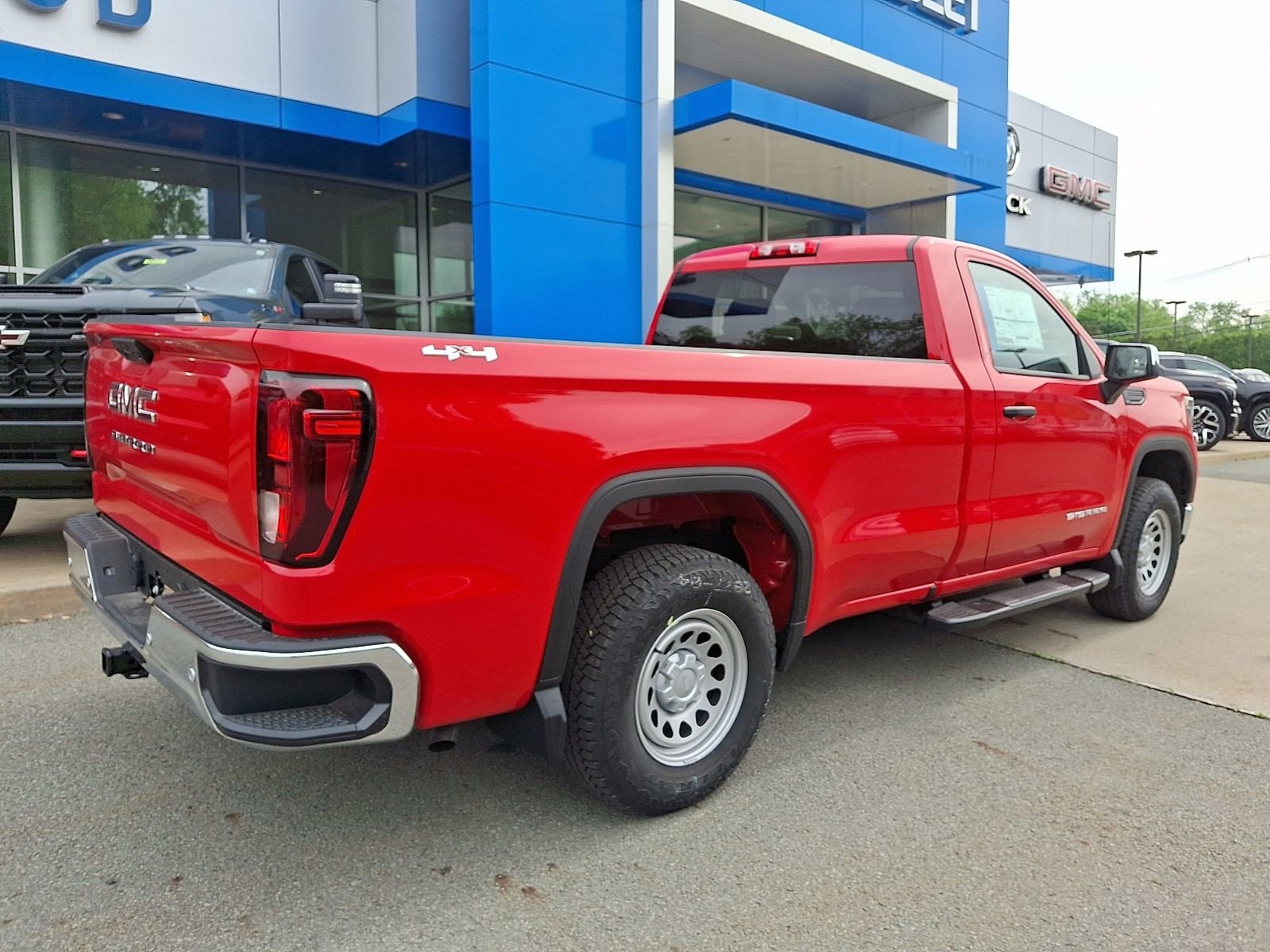 2026 GMC Sierra 1500 Pro - Photo 6